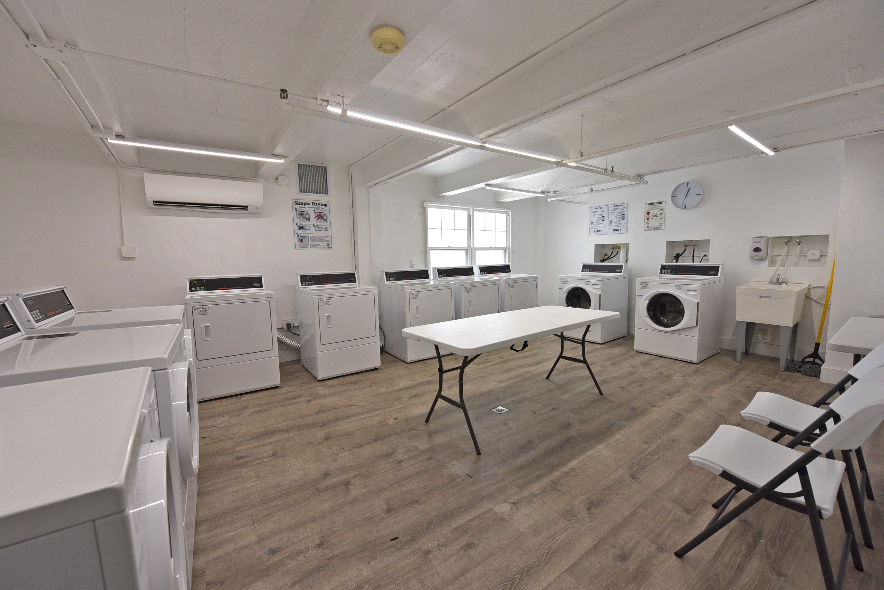 Gallery Photo 25